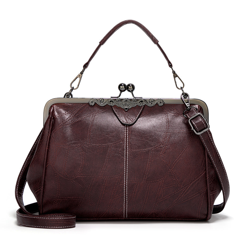 Vintage Leather Shoulder Bag — Timeless Style, Everyday Luxury