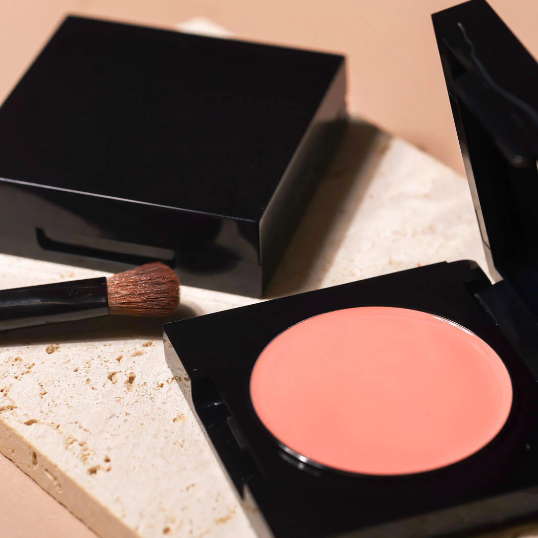 Under Eye Brightener – Dark Circle Corrector & Instant Eye Illuminator