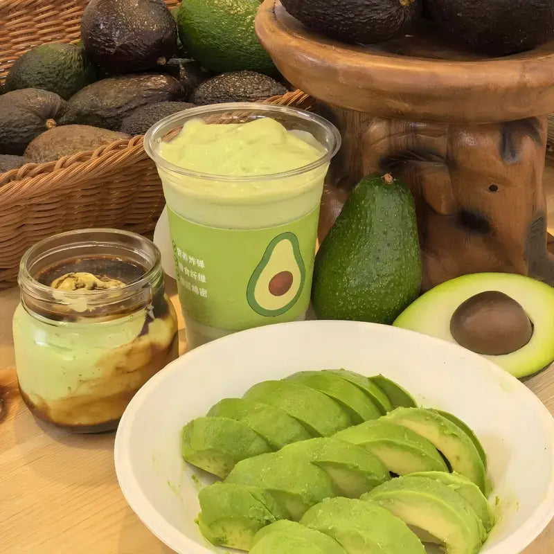 Creamy Avocado Tree Growing Kit