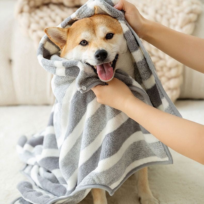 Quick-Dry Dog Bathrobe – Super Absorbent Adjustable Pet Towel Coat